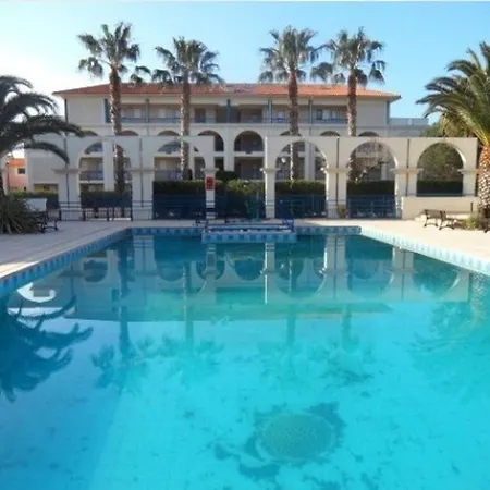 Le Lavandou, 2 Pieces, 5 Personnes - Fr-1-251-590 *